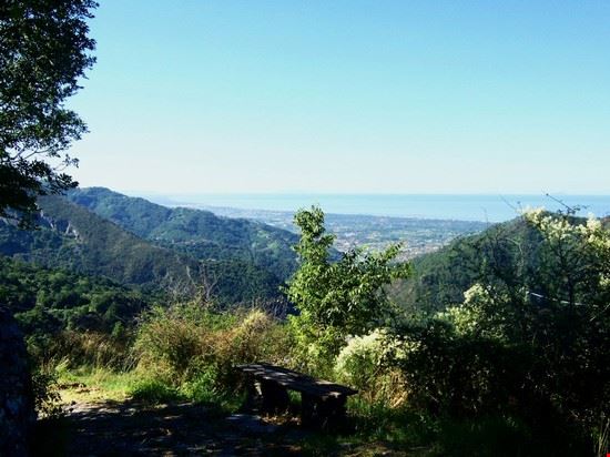  La bellezza del panorama mozzafiato e della natura incontaminata di Fabbiano.  