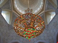 interno della moschea bianca abu dhabi