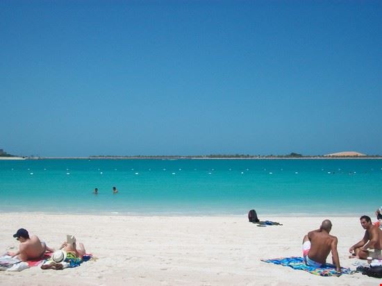 Foto Spiaggia A Abu Dhabi 550x412 Autore Ecla Collepalumbo 1 Di 2
