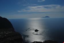 Vsta dalla scogliera della Pollara