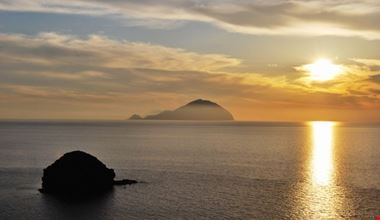 Tramonto di Pollara Tramonto di Pollara