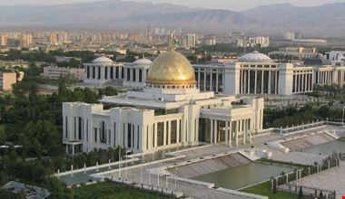 Il palazzo presidenziale di Ashgabat Il palazzo presidenziale di Ashgabat