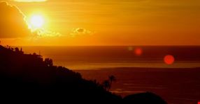 L'alba rossa