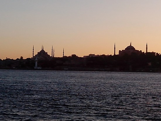 Sultanahmet  vista dal mare