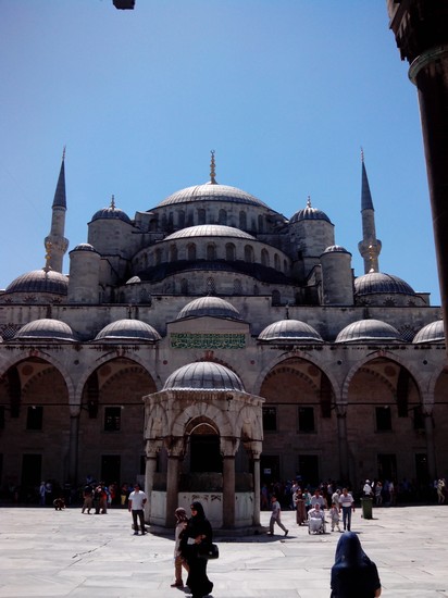 moschea blu - cortile con