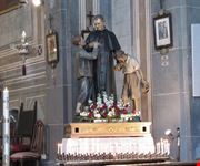 Statua di Don Bosco