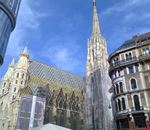 veduta esterna di stephansdom vienna veduta esterna di stephansdom vienna