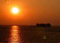 bhopal tramonto nel lago