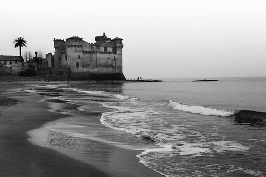 Castello di Santa Severa Castello di Santa Severa a Santa Marinella ©zak mc - CC BY-SA 2.0 ©zak mc