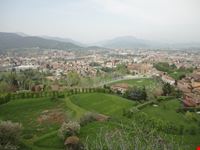 vista di bergamo dall'alto