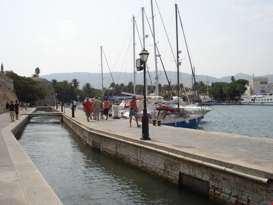 Gite in barca - Uno dei porti di Kos - ©kevgibbo - ©kevgibbo - CC BY 2.0