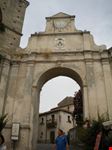 Arco dei Vescovi (o della Meridiana)