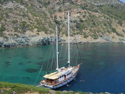 Barca nelle isole Greche