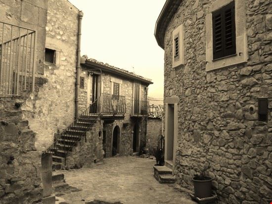  Montalbano Elicona  