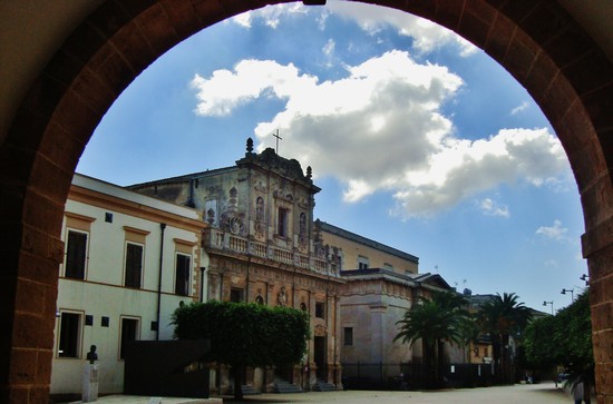 Porta Garibaldi