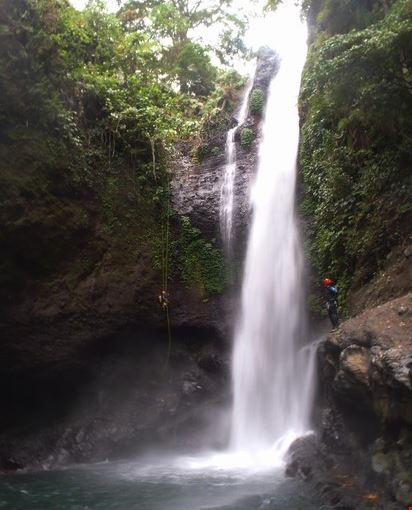 Aling gorge last waterfall 39m Aling gorge last waterfall 39m