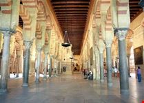Il monastero delle cento colonne