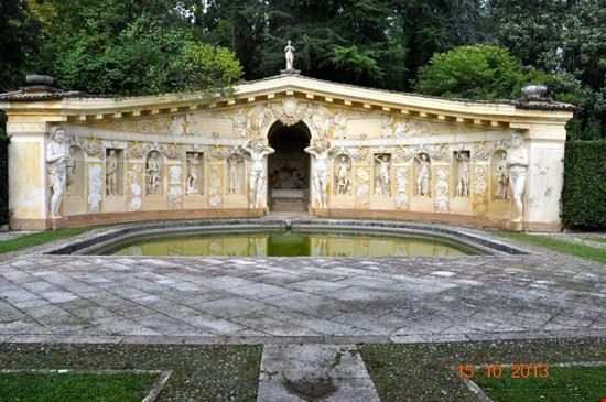  particolare nel parco di Villa Barbaro  
