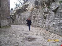 Cortile di accesso al santuario