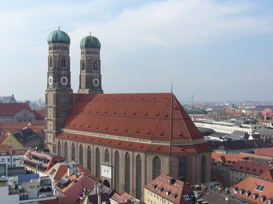 Cathedral Munich ©caitriana - CC BY-SA 2.0 ©caitriana