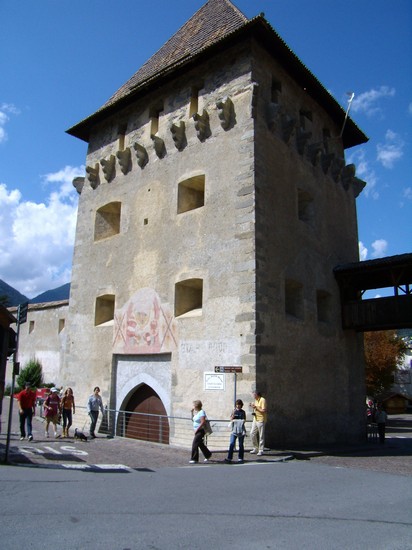PARTE DEL MURO DI CINTA