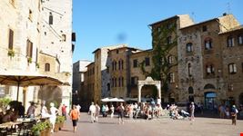Piazza della Cisterna