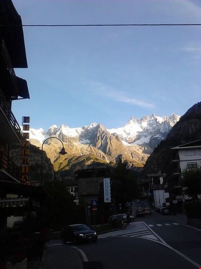  Courmayeur  