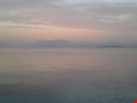 tramonto sul lago