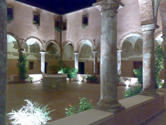 Chiostro Francescano
