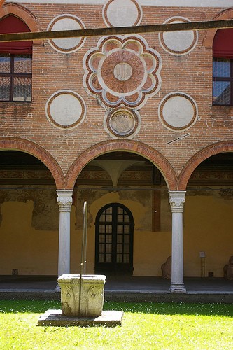 ferrara casa romei
