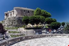 CASTELLO DI GESUALDO