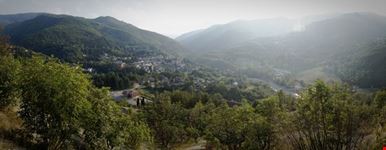 Riolunato-visto dalla pista atterraggio elicottero