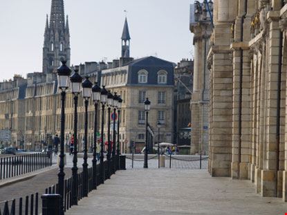  Bordeaux Mike Dabell - ©iStockphoto.com Mike Dabell