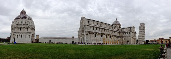pise piazza dei miracoli