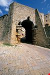 L'etrusca Porta all'Arco