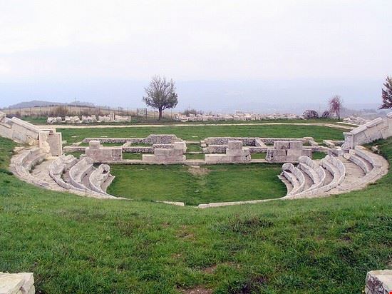 Pietrabbondante Teatro sannitico ©diffendale - CC BY-NC-SA 2.0 ©diffendale