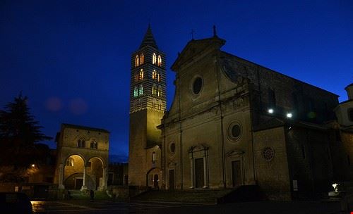 Cattedrale San Lorenzo - renacq47 - renacq47 - Attribution-NonCommercial-ShareAlike (http://creativecommons.org/licenses/by-nc-sa/2.0/)
