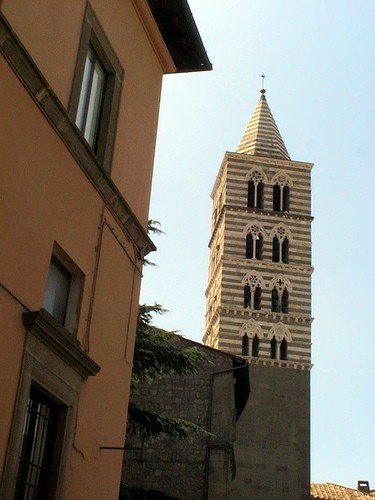 viterbo cattedrale san lorenzo