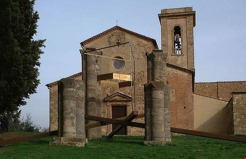 Pieve di Sant'Appiano San Gimignano g.sighele - Attribution License (http://creativecommons.org/licenses/by/2.0/) g.sighele