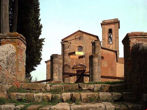 Pieve di Sant'Appiano San Gimignano g.sighele - Attribution License (http://creativecommons.org/licenses/by/2.0/) g.sighele