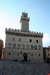 montepulciano palazzo comunale