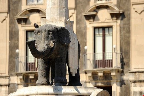 Elephant Fountain Catania marcoderksen - Attribution-NonCommercial (http://creativecommons.org/licenses/by-nc/2.0/) marcoderksen