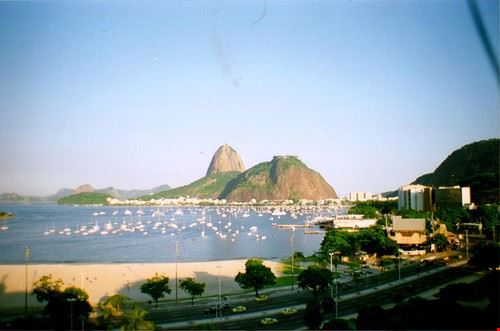  Rio de Janeiro frozi - Attribution-NonCommercial-NoDerivs (http://creativecommons.org/licenses/by-nc-nd/2.0/) frozi