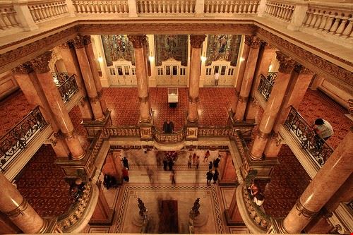 Teatro Municipale Rio de Janeiro Mathieu Bertrand Struck - Attribution-NonCommercial-NoDerivs (http://creativecommons.org/licenses/by-nc-nd/2.0/) Mathieu Bertrand Struck
