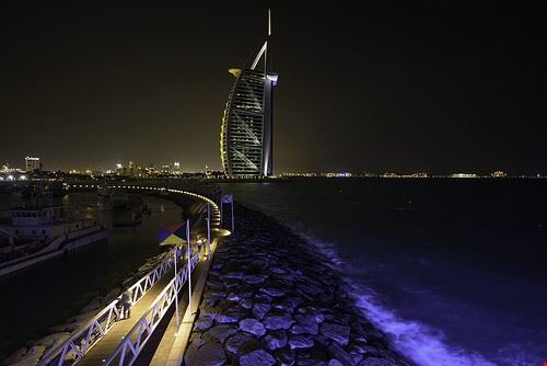 Burj Al Arab Dubai jikatu - Attribution-ShareAlike License (http://creativecommons.org/licenses/by-sa/2.0/) jikatu