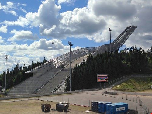 Holmenkollen Oslo ibling - Attribution-NonCommercial-ShareAlike (http://creativecommons.org/licenses/by-nc-sa/2.0/) ibling