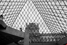  pyramide du louvre