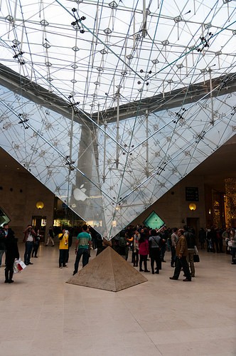  pyramide du louvre