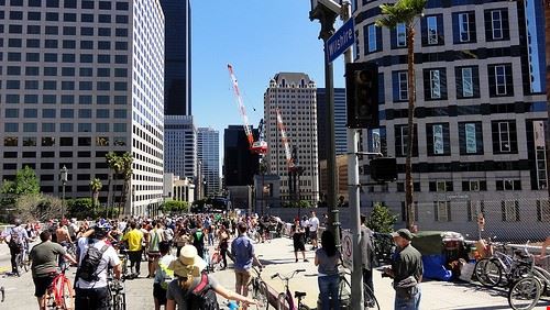 Wilshire Boulevard - Omar Omar - Omar Omar - Attribution-NonCommercial (http://creativecommons.org/licenses/by-nc/2.0/)