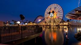  disneyland park